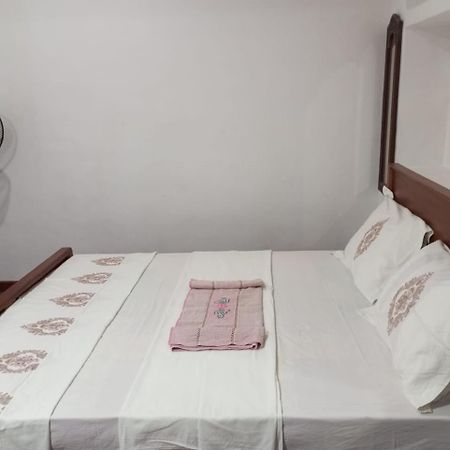 Relax Home Rambukkana Екстер'єр фото