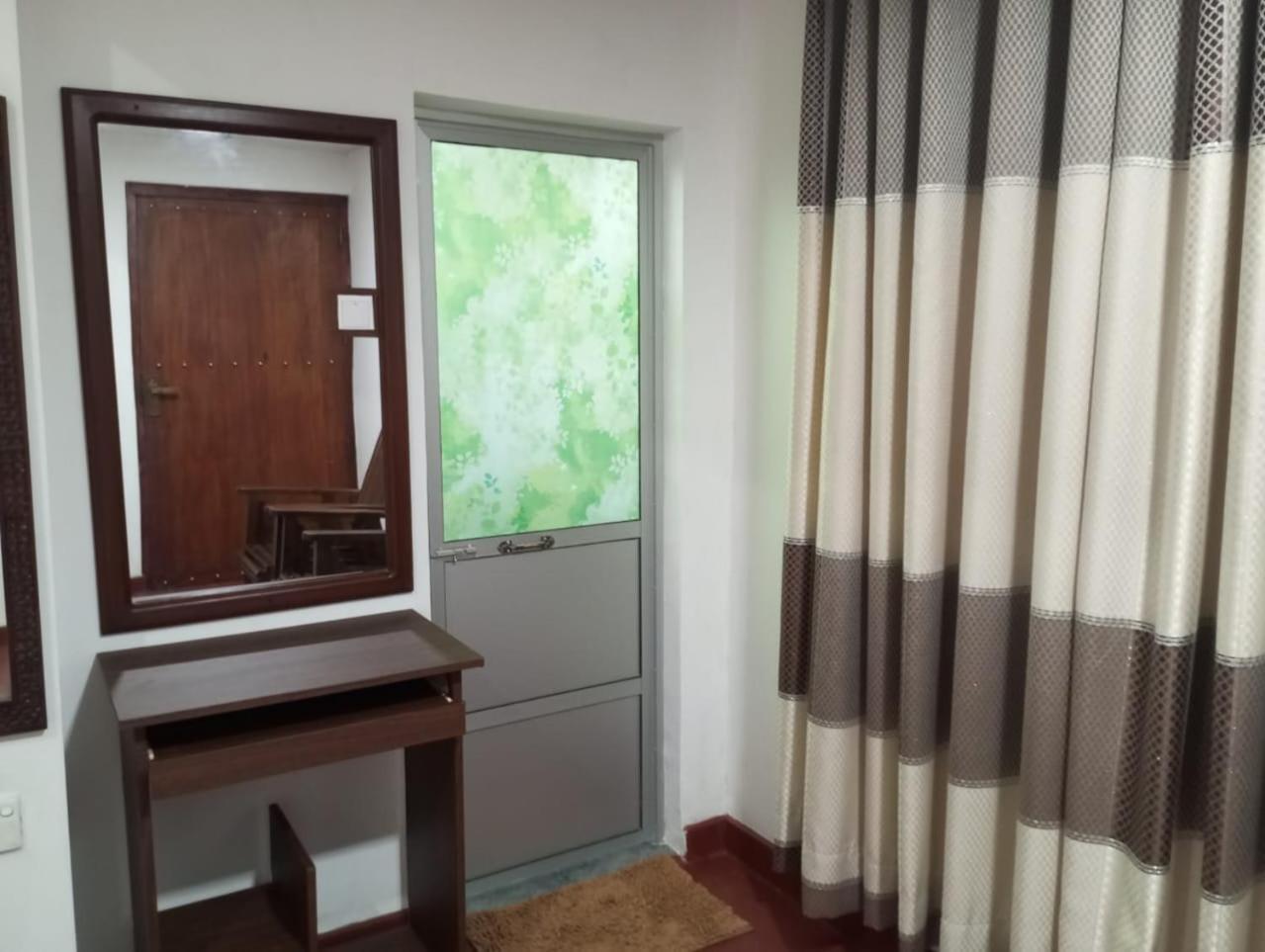 Relax Home Rambukkana Екстер'єр фото