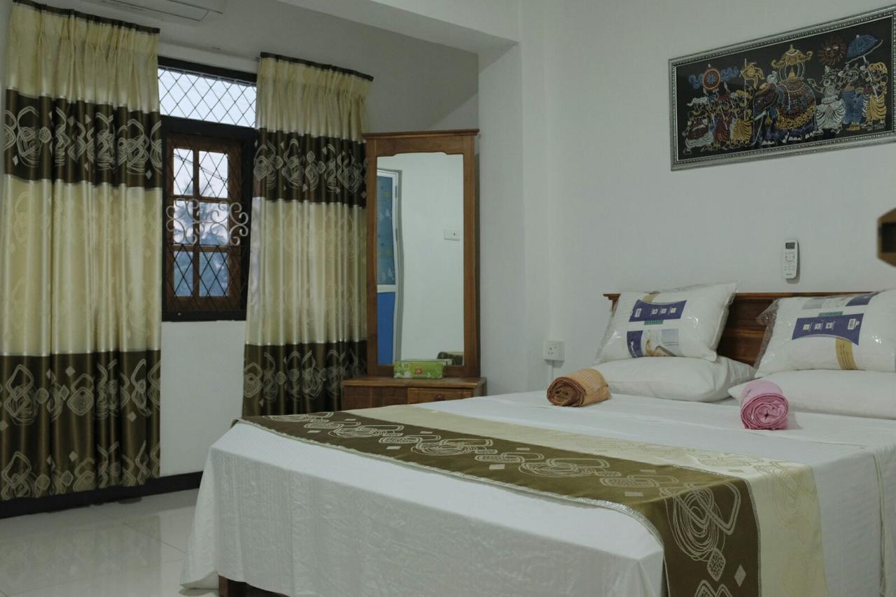 Relax Home Rambukkana Екстер'єр фото